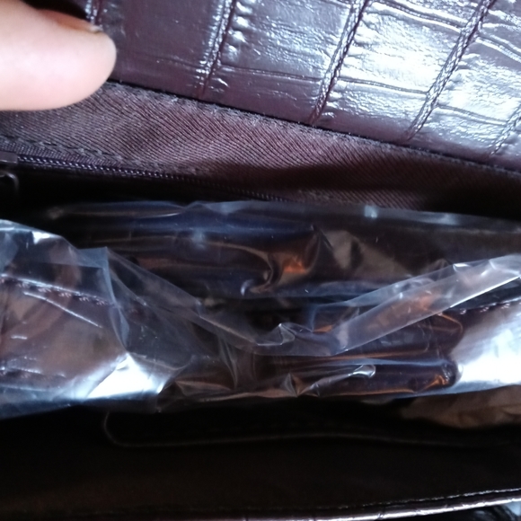 All VEGAN PURSES - Picture 3 of 12